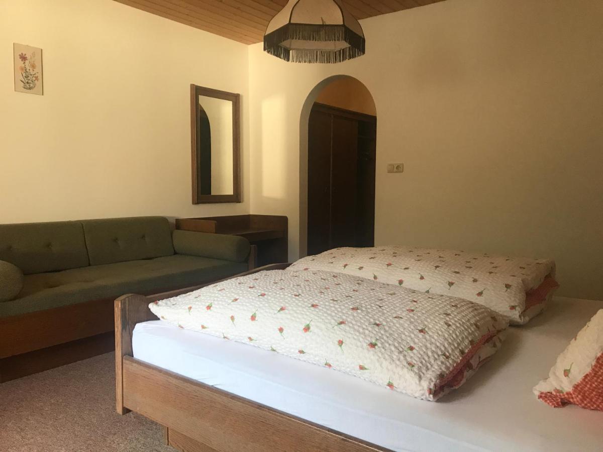 Hotel Gasthof Wacht Untertilliach Zimmer foto