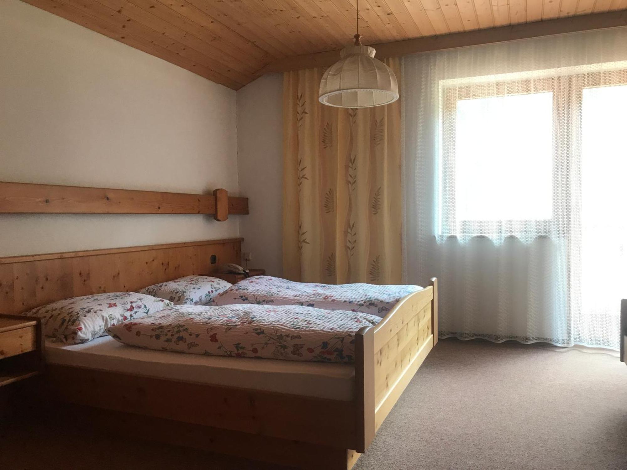 Gasthof Wacht Untertilliach Zimmer foto